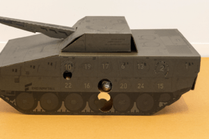 Rheinmetalls Panzer-Adventskalender sorgt für Wirbel