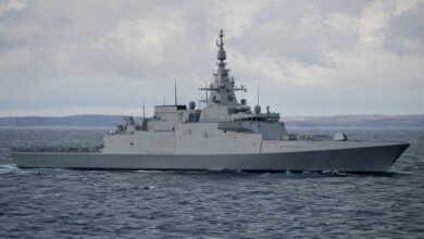 فئة Constellation FFG-62: الفرقاطة الأمريكية تحت الضغط – صورة تحريرية – Bild mit KI generiert [Bildinhalt mit KI erstellt]
