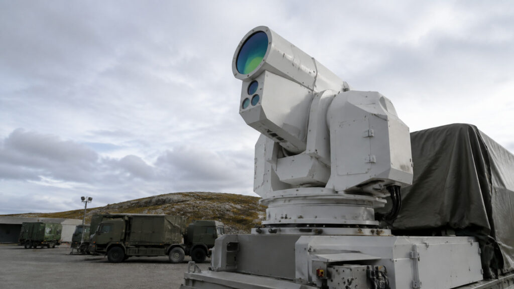 DragonFire: Britain’s naval laser weapon – editorial cover image – Bild mit KI generiert [Bildinhalt mit KI erstellt]